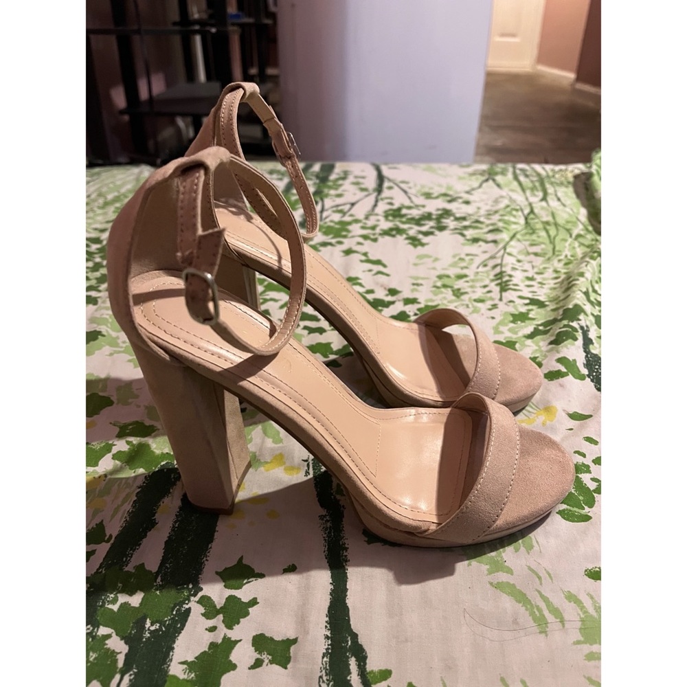 Fashion Nova Your Biggest Fan Heels